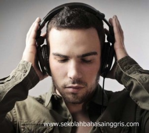 Belajar Listening Bahasa inggris Mudah Dan Efektif Lewat lirik lagu