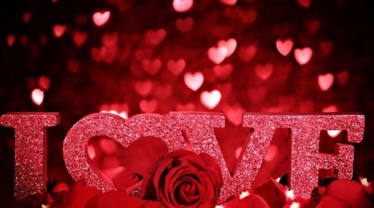 Pilihan Ucapan Hari Valentine Untuk Orang Yang Kita Sayangi