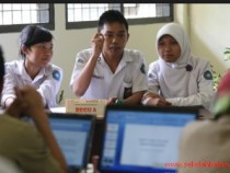 contoh soal lct bahasa inggris SMA