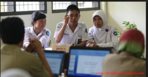 contoh soal lct bahasa inggris SMA