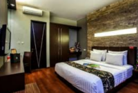 Contoh Lengkap Surat Pemesanan Hotel Dalam Bahasa Inggris Beserta Arti