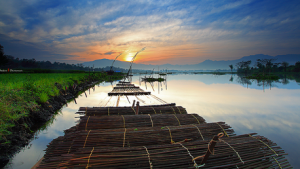 Contoh Cerita Rakyat "Danau Situ Bagendit" Dalam Bahasa Inggris Beserta Arti Lengkap
